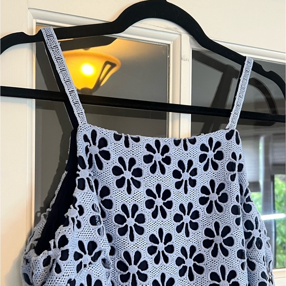 Maeve Anthropologie crochet overlay top size 10 - Picture 5 of 9